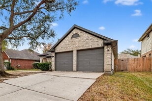 1707 Bonnie Lea Ln in Fresno, TX - Building Photo