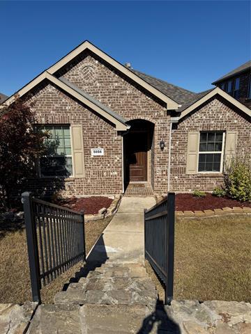 5856 Bindweed Street in Fort Worth, TX - Building Photo