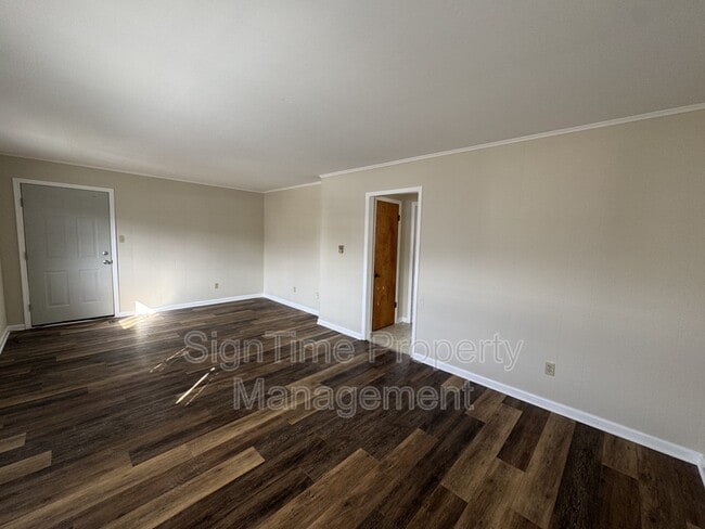 10 N Main St in Smithsburg, MD - Building Photo - Building Photo