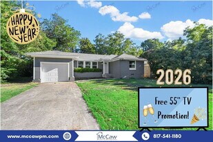 2517 Tisinger Ave in Dallas, TX - Building Photo