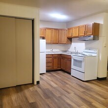 54 Morris N St, Unit 2 in Waynesburg, PA - Building Photo - Building Photo