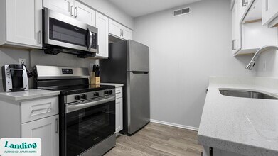 612 Bass Ct in Dunedin, FL - Building Photo - Building Photo
