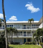 1152 NW 30th Ct, Unit Wilton Manors Waterfront in Wilton Manors, FL - Building Photo