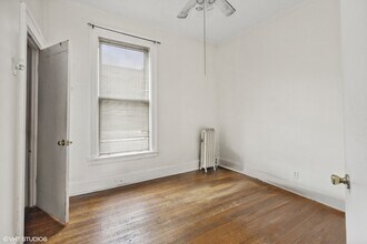 3748 N Sheffield Ave in Chicago, IL - Building Photo - Building Photo