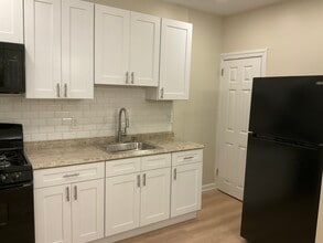 5221 Beaumont Ave in Philadelphia, PA - Building Photo - Building Photo