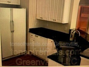 5 Lake Valley Ct in Simpsonville, SC - Building Photo - Building Photo