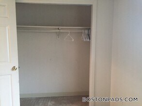 1440 Tremont St, Unit C4 in Boston, MA - Building Photo - Building Photo