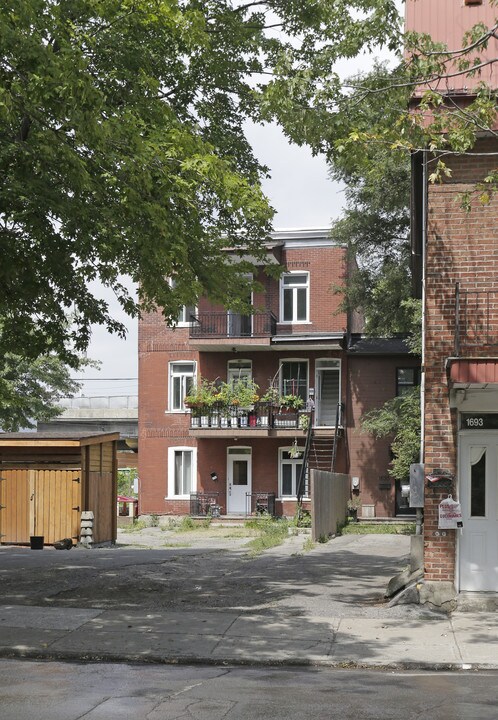 1703 de l'Église in Montréal, QC - Building Photo
