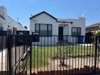 9525 Juniper St in Los Angeles, CA - Building Photo