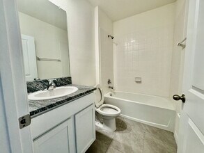 33481 Apricot Tree Ct in Wesley Chapel, FL - Building Photo - Building Photo