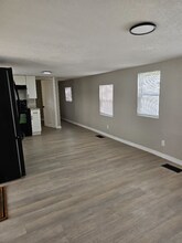 5821 US-92 in Plant City, FL - Foto de edificio - Building Photo