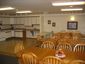 Aspenwood Glen Senior Apartments in Milwaukee, WI - Building Photo - Building Photo