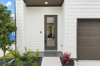 2131 Blalock Rd in Houston, TX - Building Photo - Building Photo
