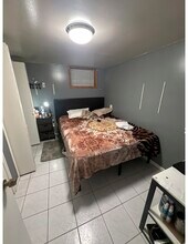 5616 S Mayfield Ave in Chicago, IL - Building Photo - Building Photo