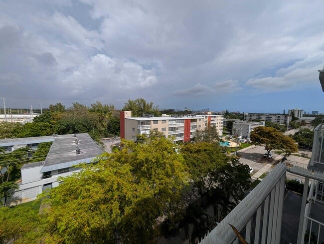 1470 NE 125th Terrace in North Miami, FL - Building Photo - Building Photo