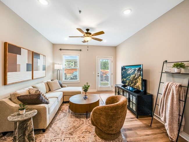 Preston Park Apartments in Burlington, NC - Building Photo - Building Photo