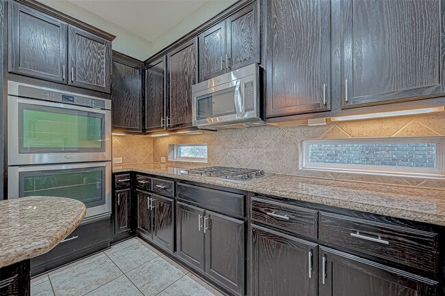 30806 Academy Trace Dr in Spring, TX - Building Photo - Building Photo