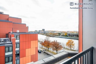 812 Memorial Dr in Cambridge, MA - Building Photo - Building Photo