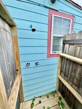 6104 Heards Ln in Galveston, TX - Building Photo - Building Photo