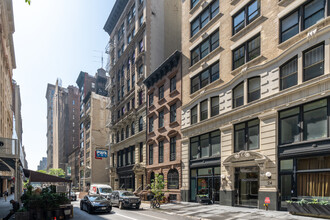 28 E 21st St in New York, NY - Building Photo - Building Photo