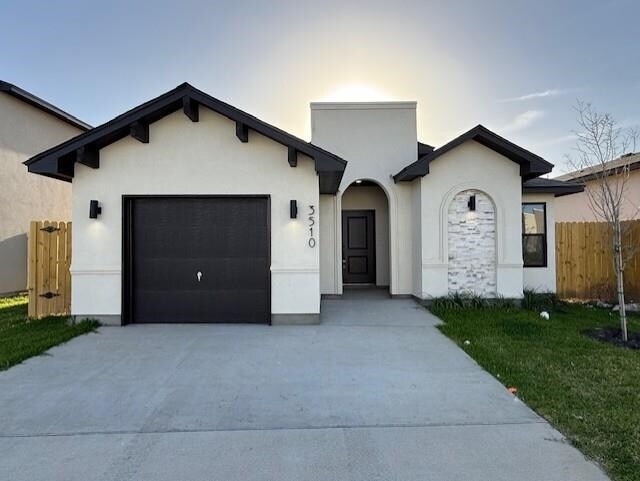 3510 Pascual De Leon in Laredo, TX - Building Photo