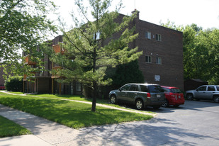 729 Strom Dr Apartments