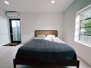 765 NW 44th St in Miami, FL - Building Photo - Building Photo