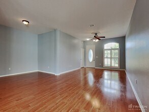 21532 Silver Bay Pl in Land O Lakes, FL - Building Photo - Building Photo