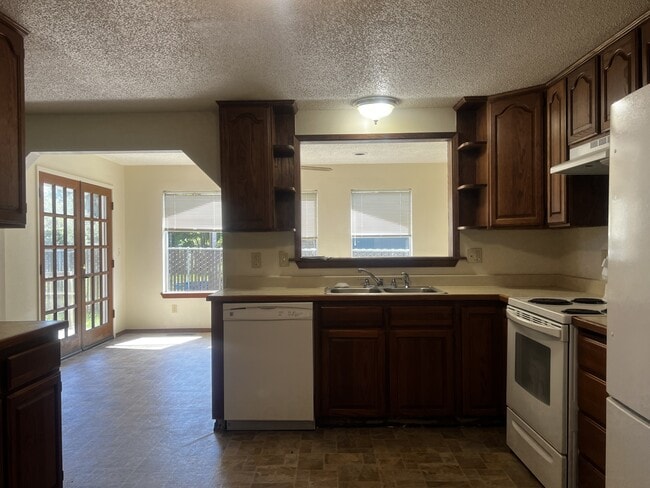 3211 Alice Ave in Arcata, CA - Building Photo - Building Photo