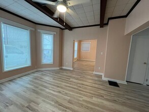 809 Kern St in Normal, IL - Building Photo - Building Photo