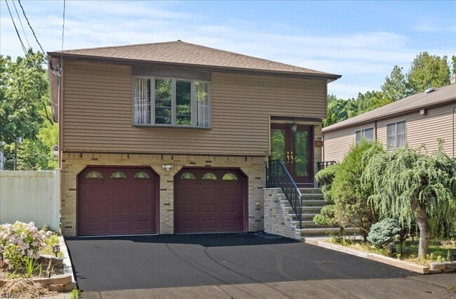 property at 286 Gilbert Ave