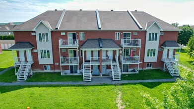 Prado in Gatineau, QC - Building Photo - Building Photo