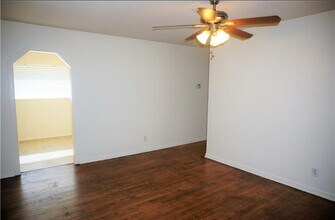 1704 Serenade Dr in Midwest City, OK - Building Photo - Building Photo