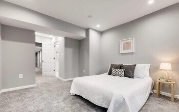 1927 Bank St in Baltimore, MD - Building Photo - Building Photo