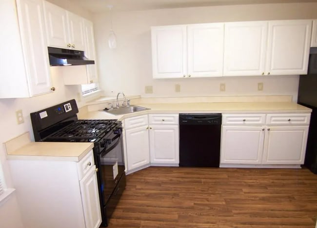 311 Tall Pines Ct in Abingdon, MD - Building Photo - Building Photo