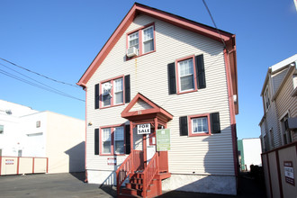 Building A in Stamford, CT - Foto de edificio - Building Photo