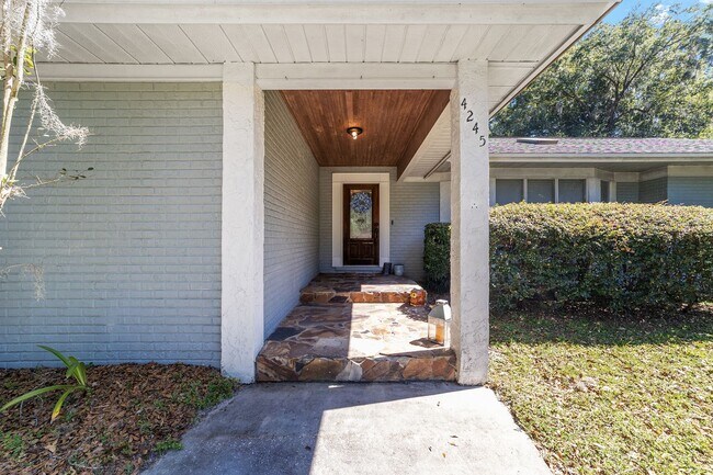 4245 SE 24th Terrace in Ocala, FL - Building Photo - Building Photo