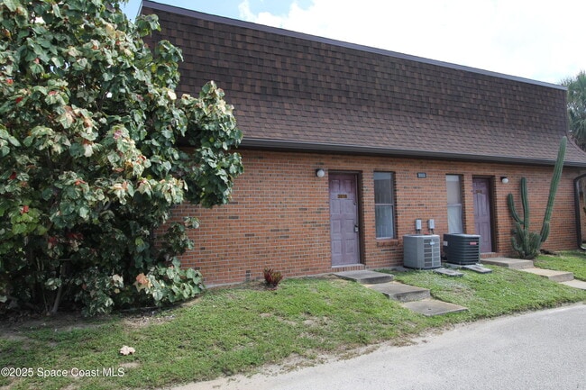 property at 3816 Overlook Dr