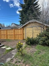 615 NW Columbia St in Bend, OR - Building Photo - Building Photo