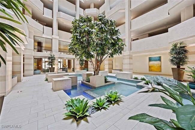 property at 4401 Gulf Shore Blvd N