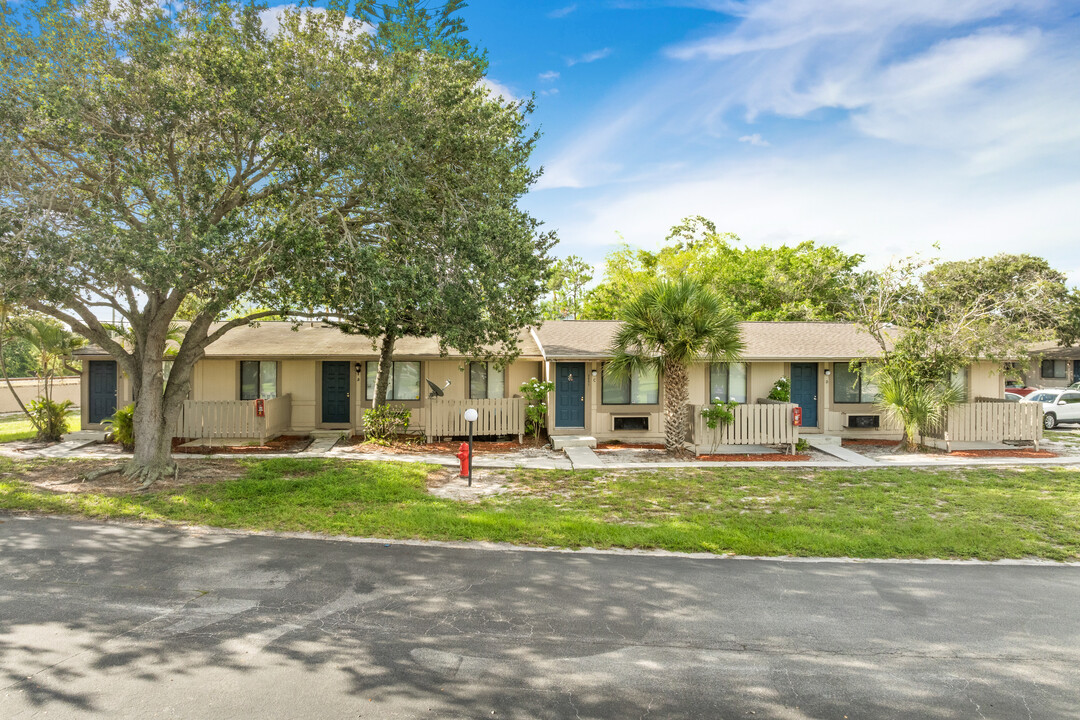 Lexford at Hobe Sound in Hobe Sound, FL - Building Photo