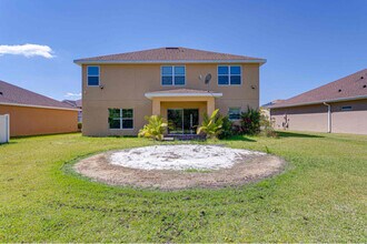 2251 Waukegan Dr in Kissimmee, FL - Building Photo - Building Photo