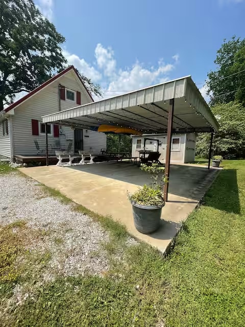 165 Lakeside Dr in Carthage, TN - Building Photo - Building Photo