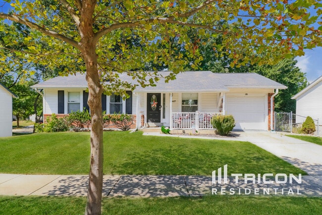 property at 2417 Country Run Ct