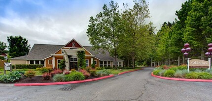 Commons at Verandas in Tanasbourne Apartments in Hillsboro, OR - Foto de edificio - Building Photo