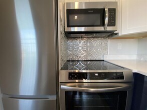 395 Broadway, Unit R5B in Cambridge, MA - Building Photo - Building Photo