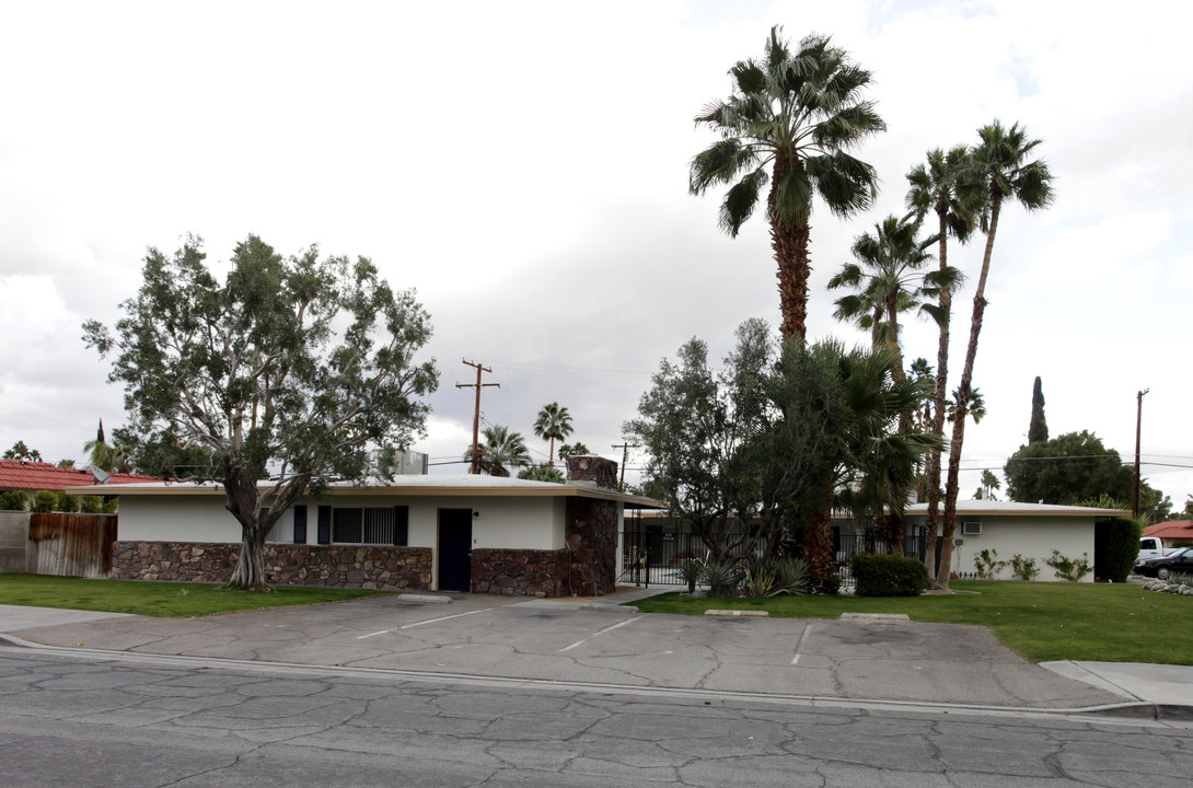 1932 E Calle Lileta in Palm Springs, CA - Building Photo