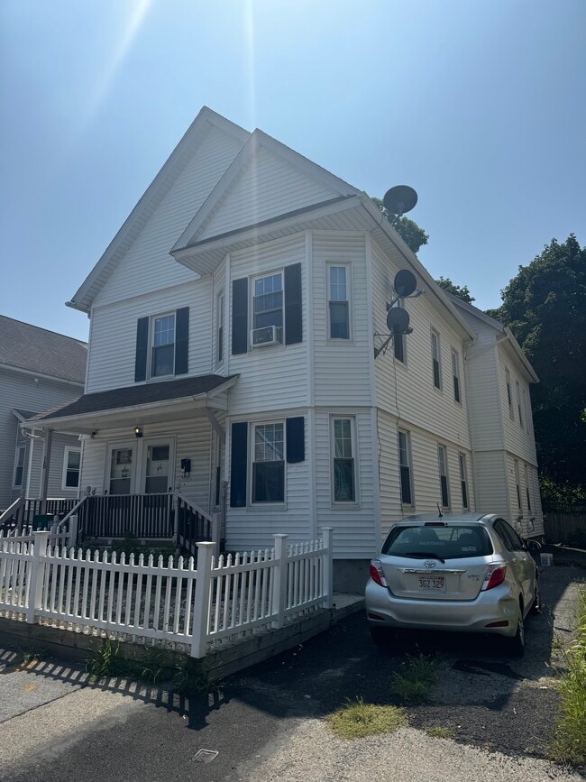 16 McKinley Rd, Unit 2