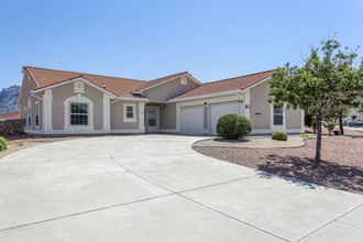 White Sands Homes in White Sands Missile Range, NM - Building Photo - Building Photo