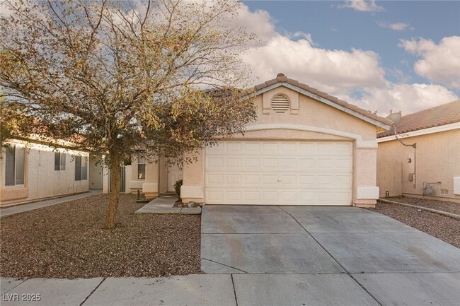 8109 Defiance Ave in Las Vegas, NV - Building Photo - Building Photo